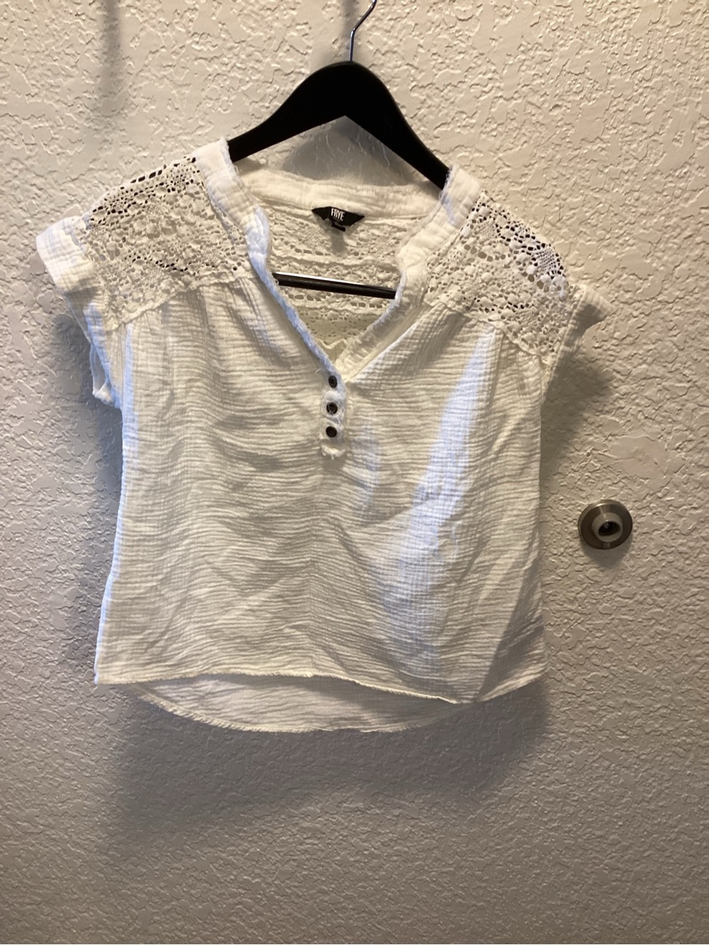 Frye White Crochet-Yoke Button V-Neck Cap Sleeve Top